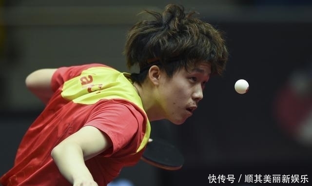 的肩部受伤 的肩部受伤