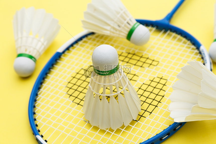 占据主动 占据主动